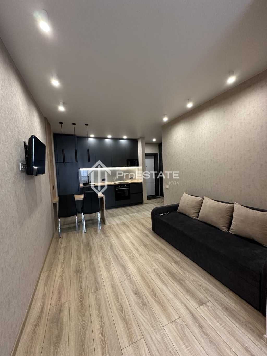 Продаж 1-кімнатної квартири 40 м², Зарічна вул., 4 К1