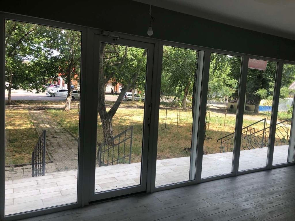 Аренда торгового помещения 55 м², Академика Королева ул.