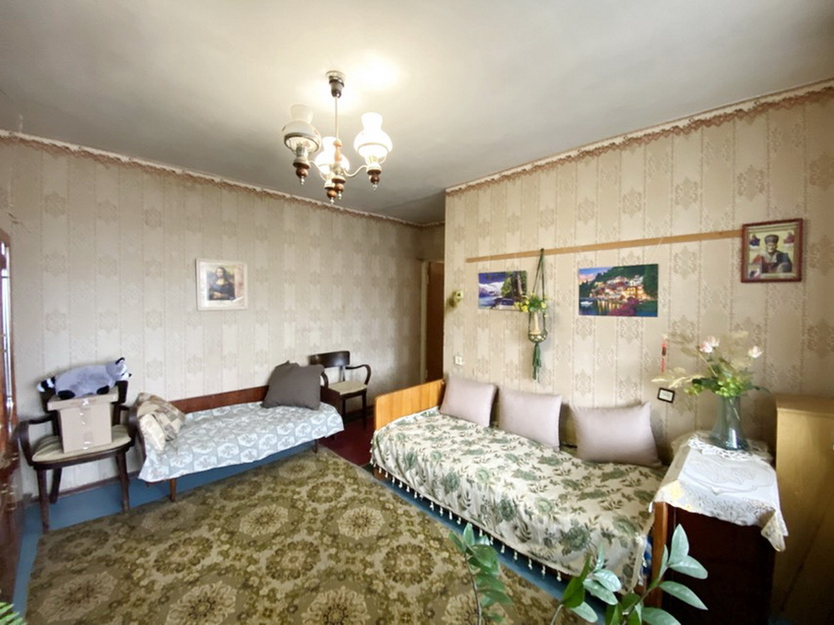 Продажа 2-комнатной квартиры 50 м², Лазурная ул.