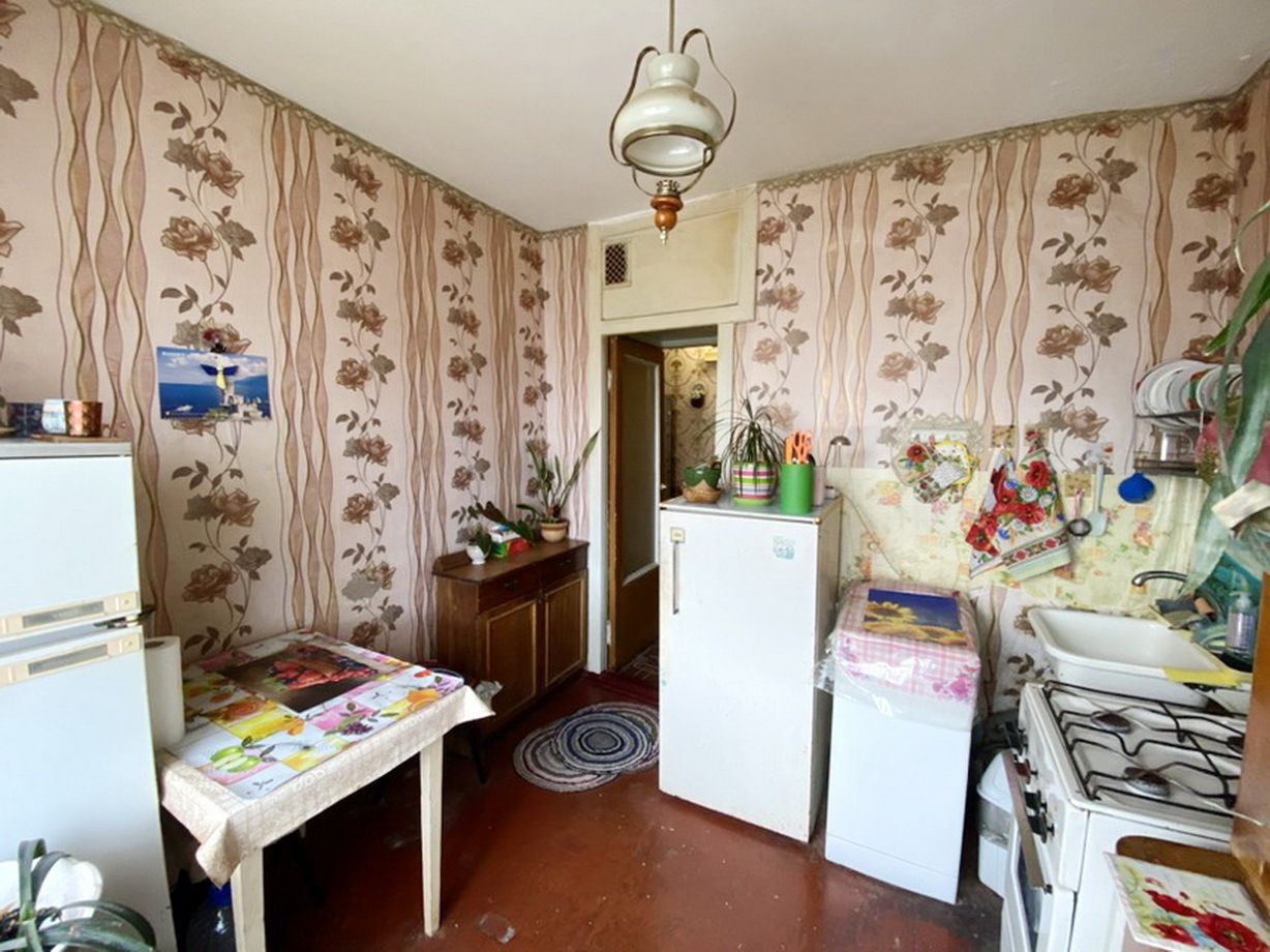 Продажа 2-комнатной квартиры 50 м², Лазурная ул.