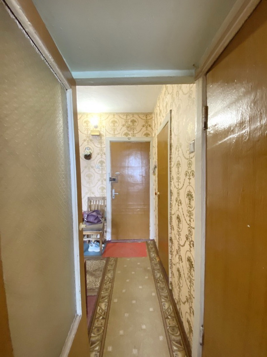 Продажа 2-комнатной квартиры 50 м², Лазурная ул.