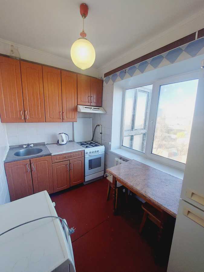 Продажа 2-комнатной квартиры 45 м², Кирилловская ул., 146