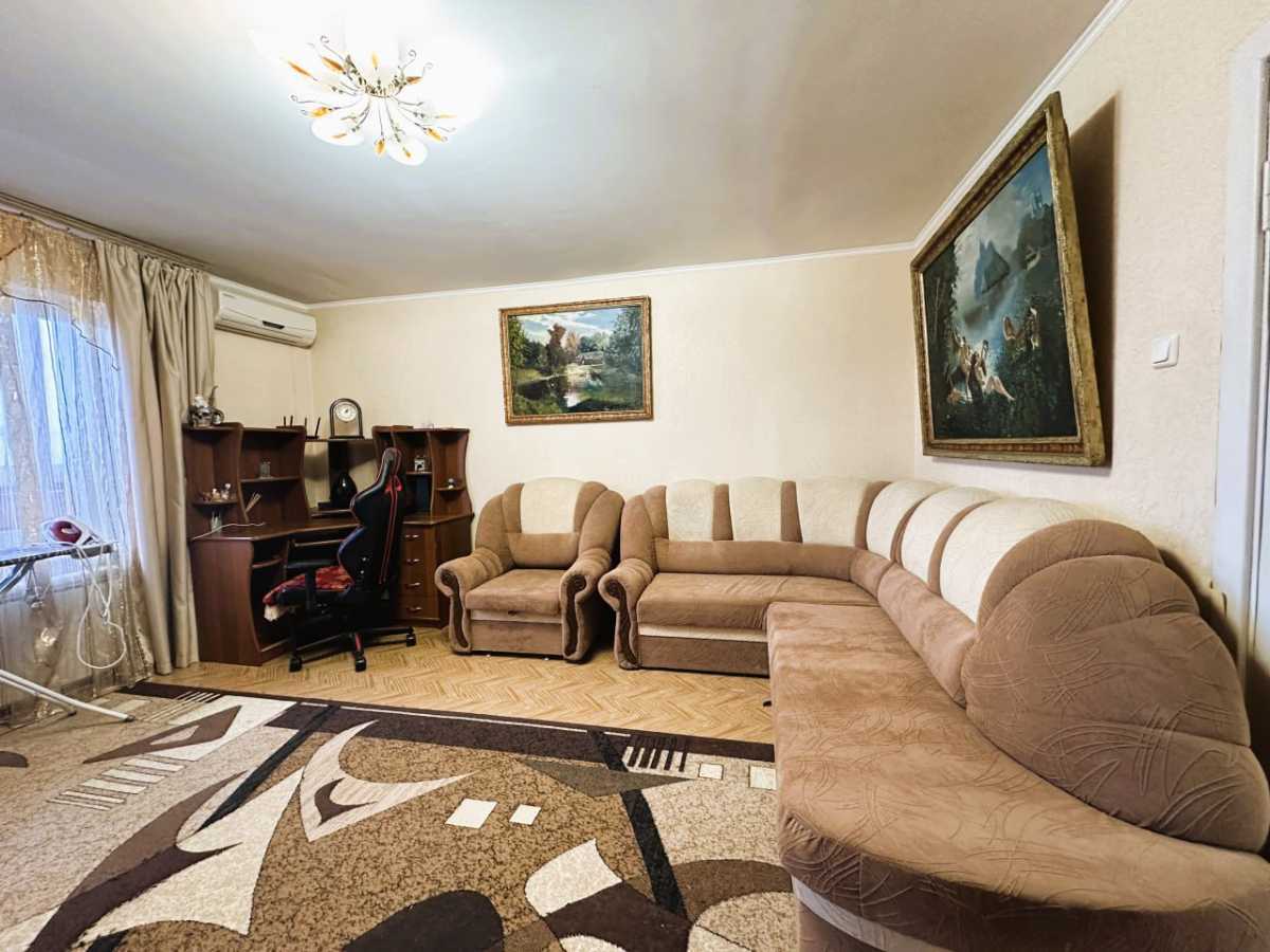 Аренда 3-комнатной квартиры 100 м², Декабристов ул., 12/37