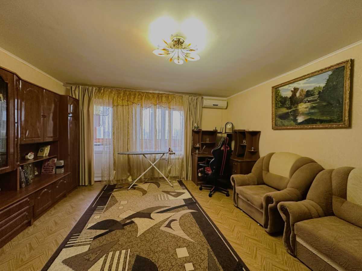 Аренда 3-комнатной квартиры 100 м², Декабристов ул., 12/37