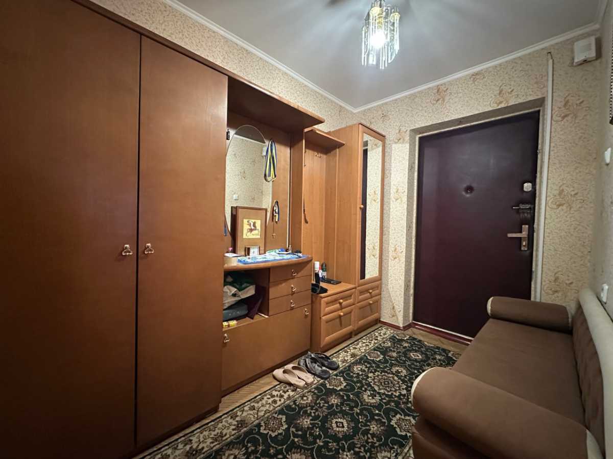 Аренда 3-комнатной квартиры 100 м², Декабристов ул., 12/37
