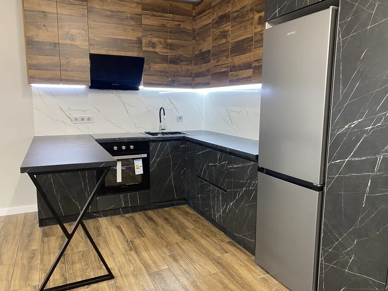 Продажа 1-комнатной квартиры 38 м², Луговская ул., 255