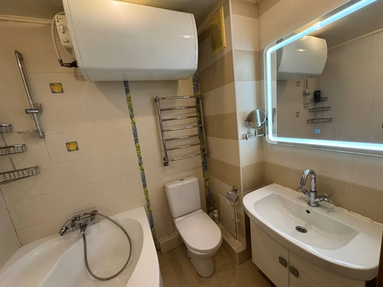 Продажа 3-комнатной квартиры 72 м², Мандрыковская ул., 137