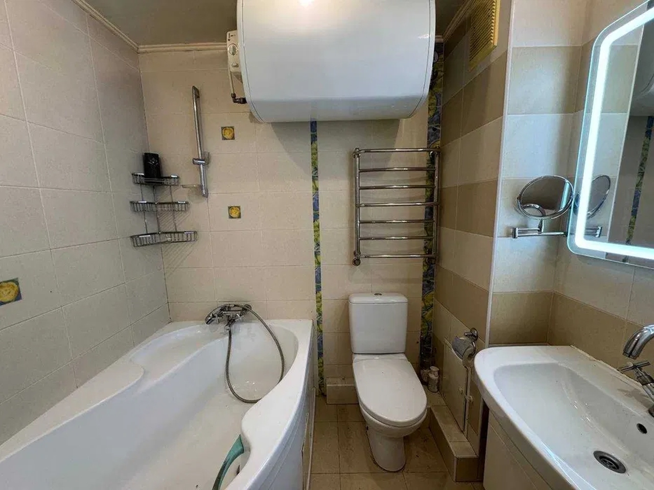 Продажа 3-комнатной квартиры 72 м², Мандрыковская ул., 137