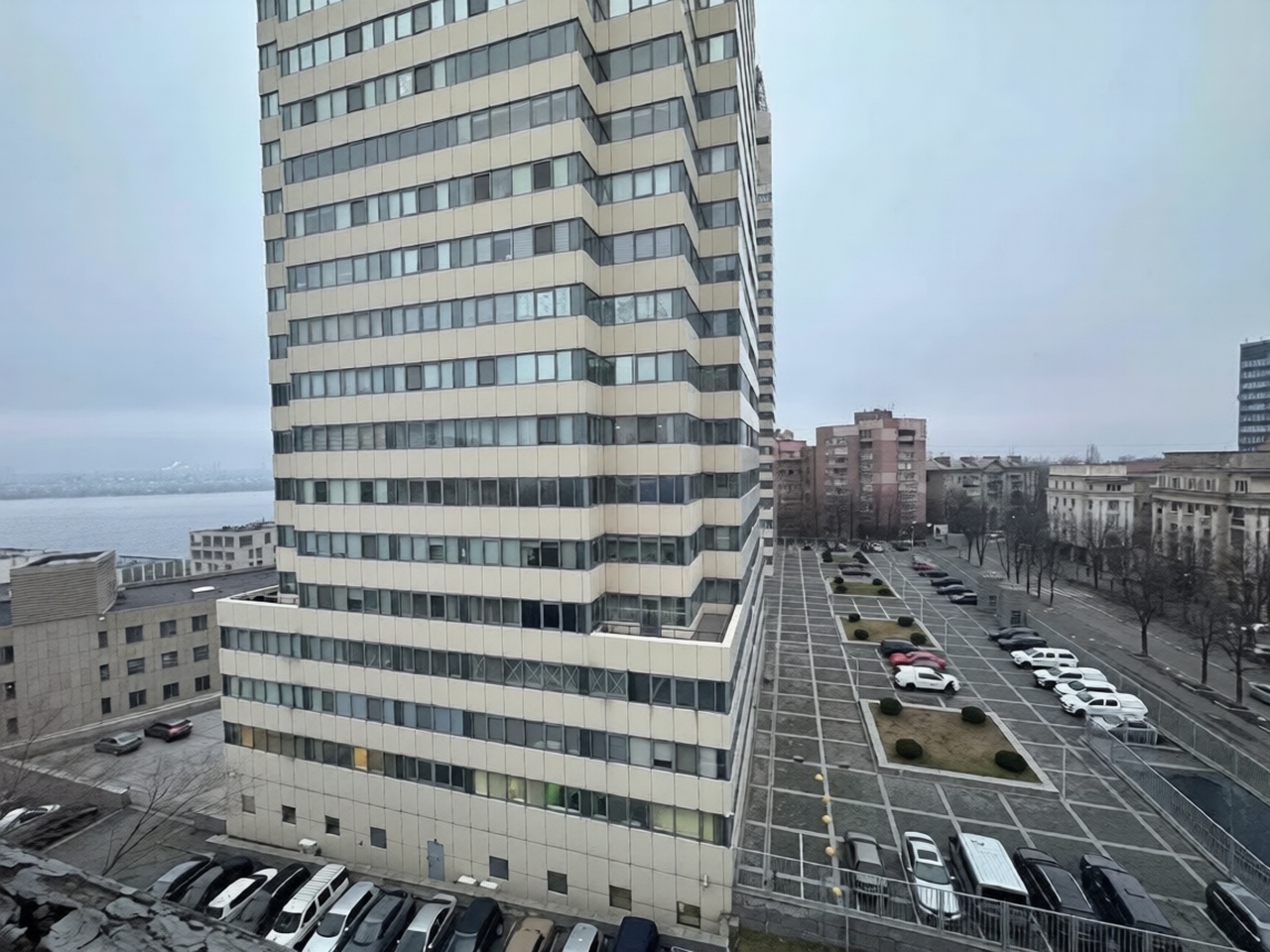 Продаж 3-кімнатної квартири 72 м², Володимира Вернадського вул., 33В