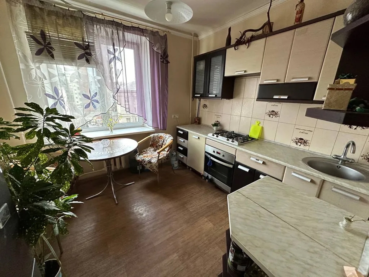 Продаж 3-кімнатної квартири 72 м², Володимира Вернадського вул., 33В