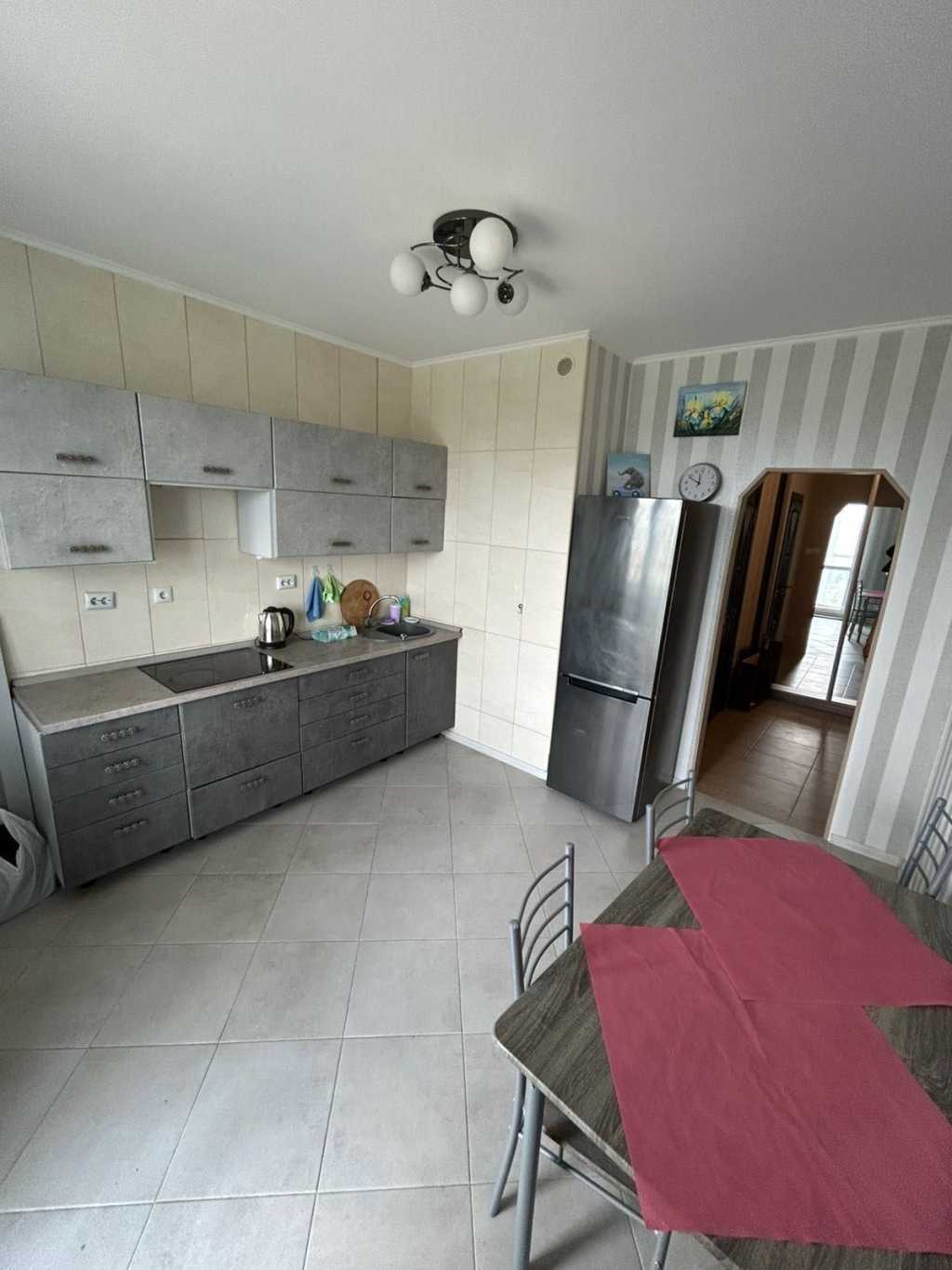 Аренда 1-комнатной квартиры 44 м², Юрия Поправки ул., 4/39а