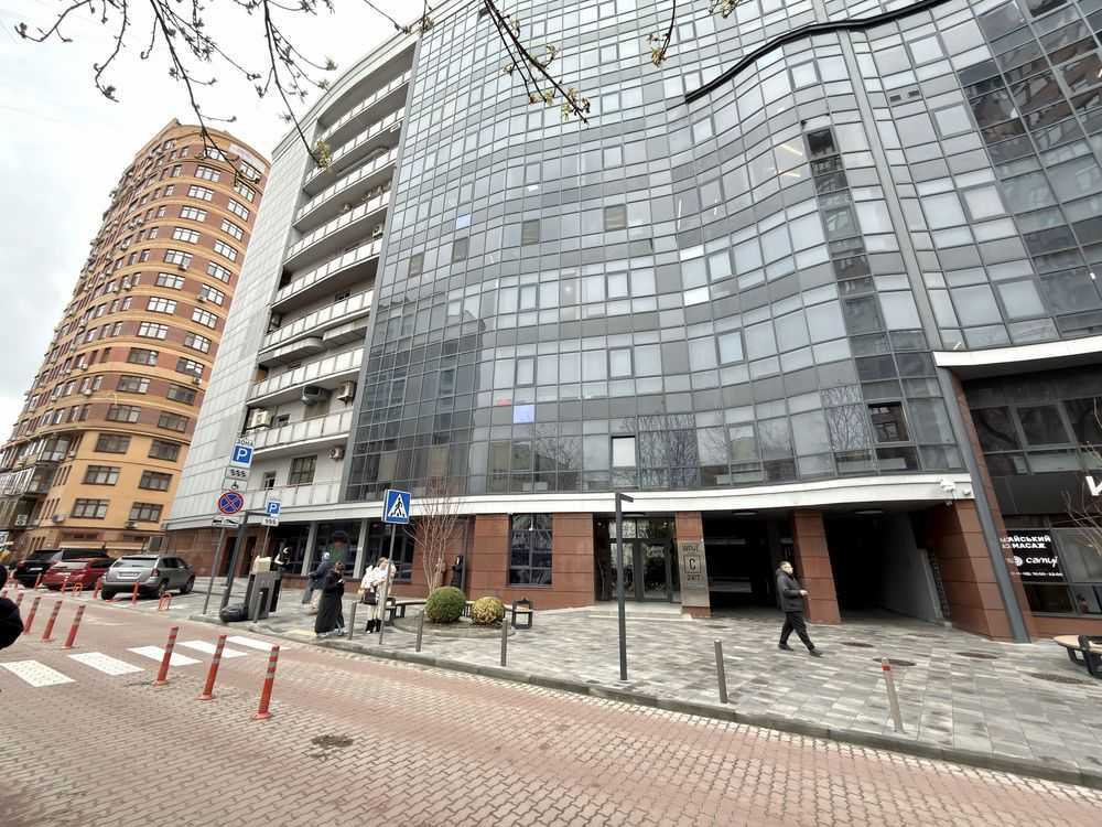 Оренда офісу 400 м², Євгена Коновальця вул., 36д