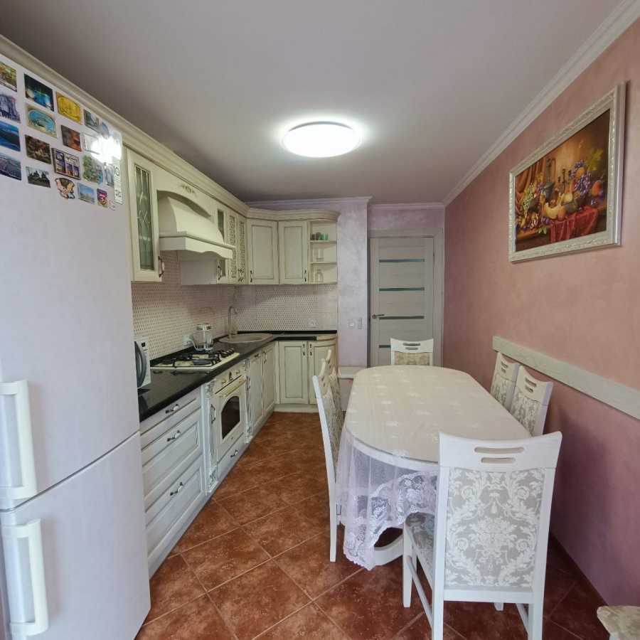 Оренда 2-кімнатної квартири 65 м², Соборная вул., 10Б