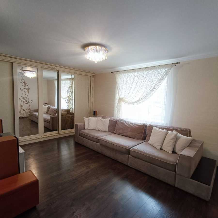 Оренда 2-кімнатної квартири 65 м², Соборная вул., 10Б