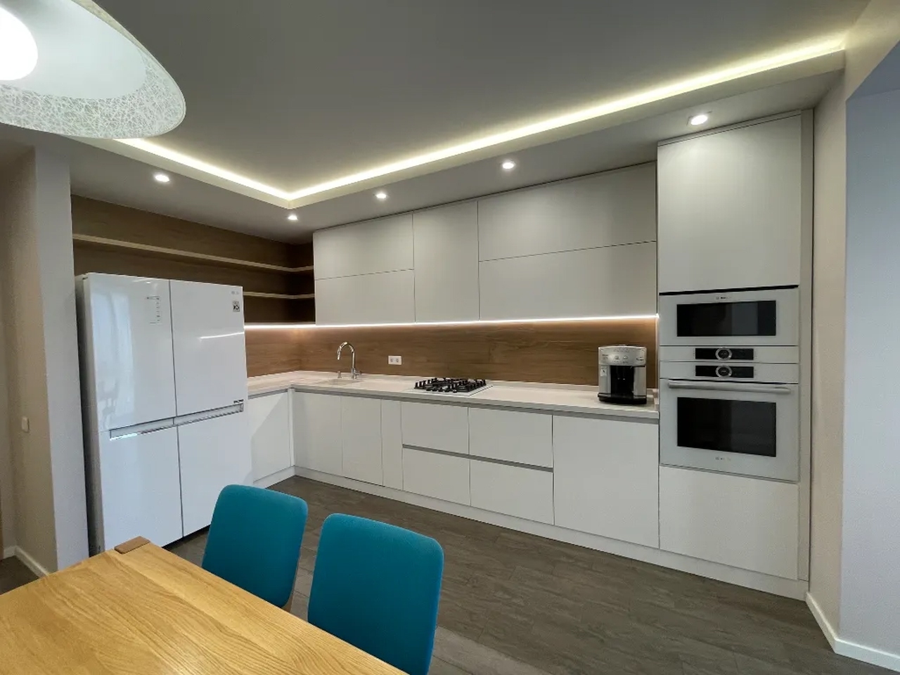 Продажа 2-комнатной квартиры 93 м², Владимира Антоновича ул., 36Д