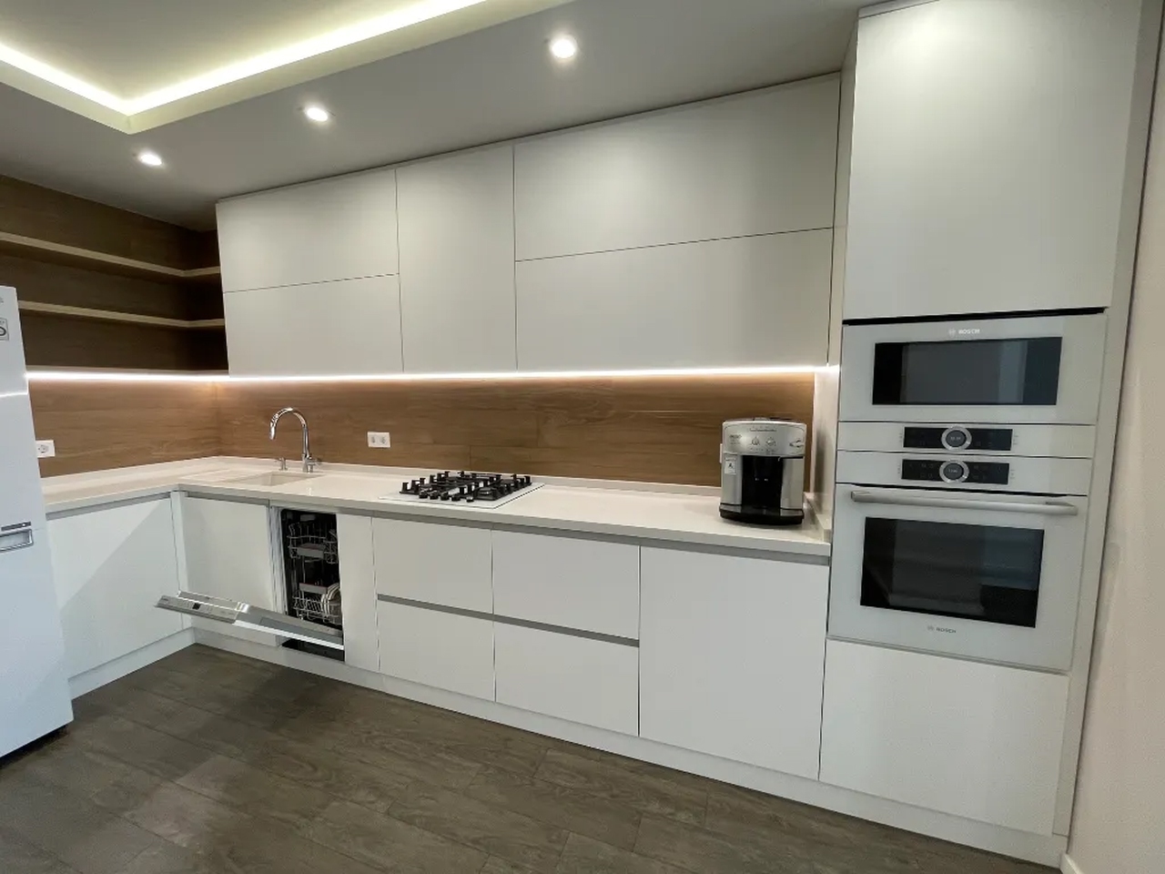 Продажа 2-комнатной квартиры 93 м², Владимира Антоновича ул., 36Д