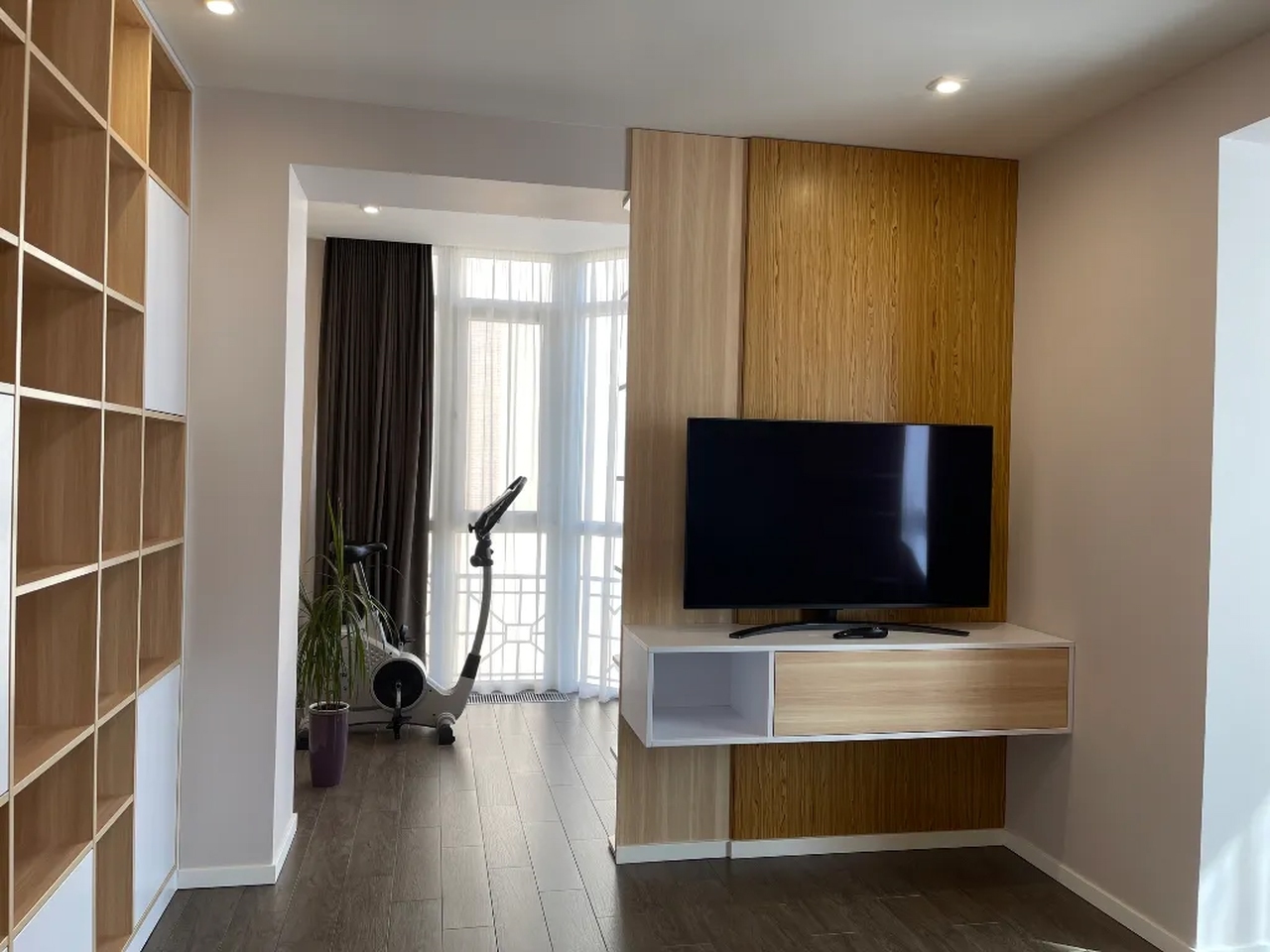 Продажа 2-комнатной квартиры 93 м², Владимира Антоновича ул., 36Д