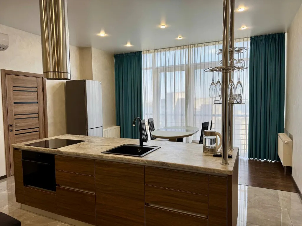 Продажа 2-комнатной квартиры 81 м², Крутогорный спуск, 28