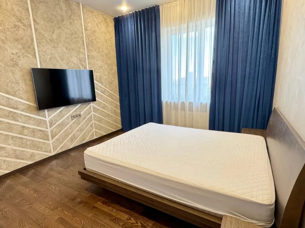 Продажа 2-комнатной квартиры 81 м², Крутогорный спуск, 28