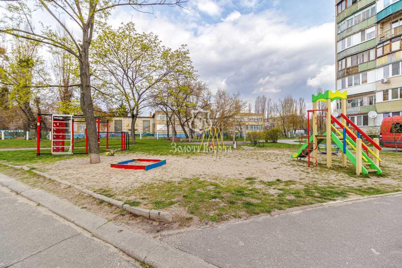 Продажа 1-комнатной квартиры 24.1 м², Сулеймана Стальского ул., 8Б