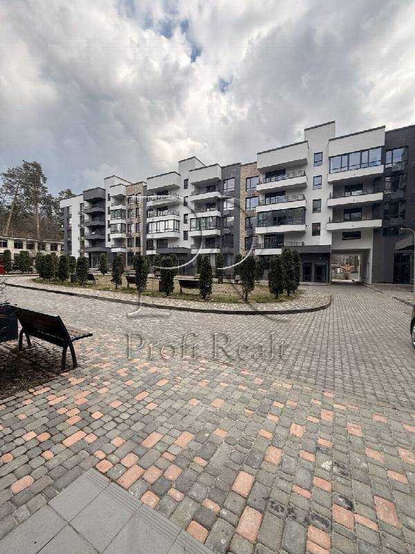 Продажа 2-комнатной квартиры 77 м², Квитки Цисык ул., 32