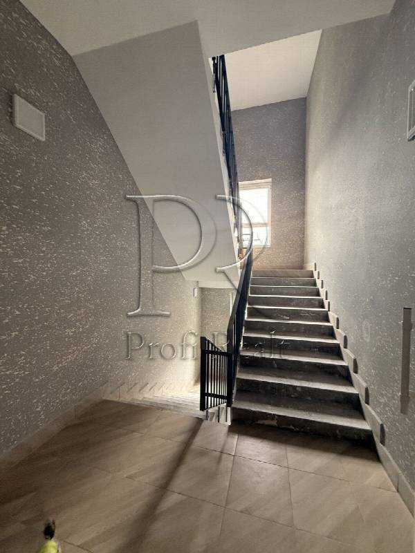 Продажа 2-комнатной квартиры 77 м², Квитки Цисык ул., 32