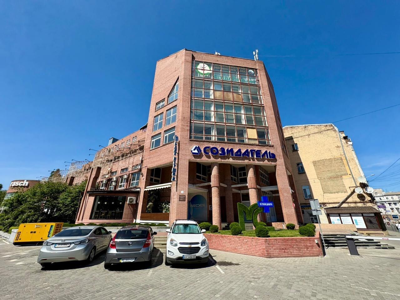 Продаж офісу 1147.8 м², Лазаряна вул.