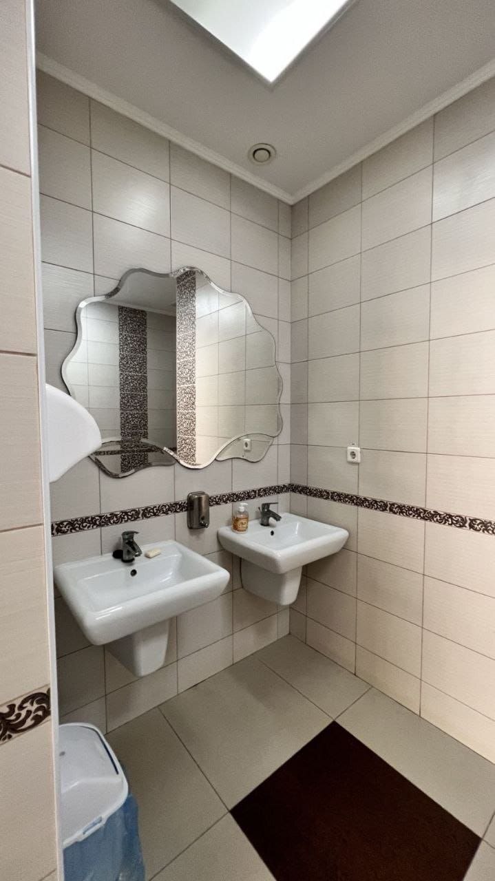 Продаж офісу 600 м², Сірка, 92