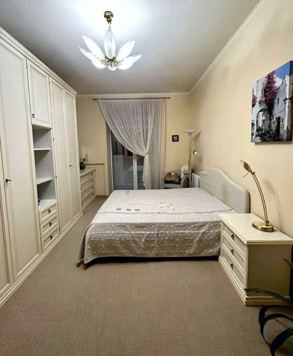 Продажа 2-комнатной квартиры 52 м², Чернышевского ул., 21