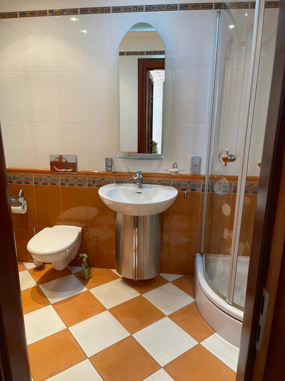 Продажа 4-комнатной квартиры 238.6 м², Предславинская ул., 31/11