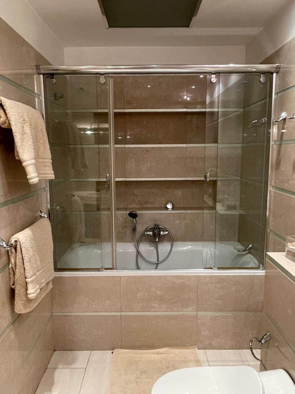 Продажа 4-комнатной квартиры 238.6 м², Предславинская ул., 31/11