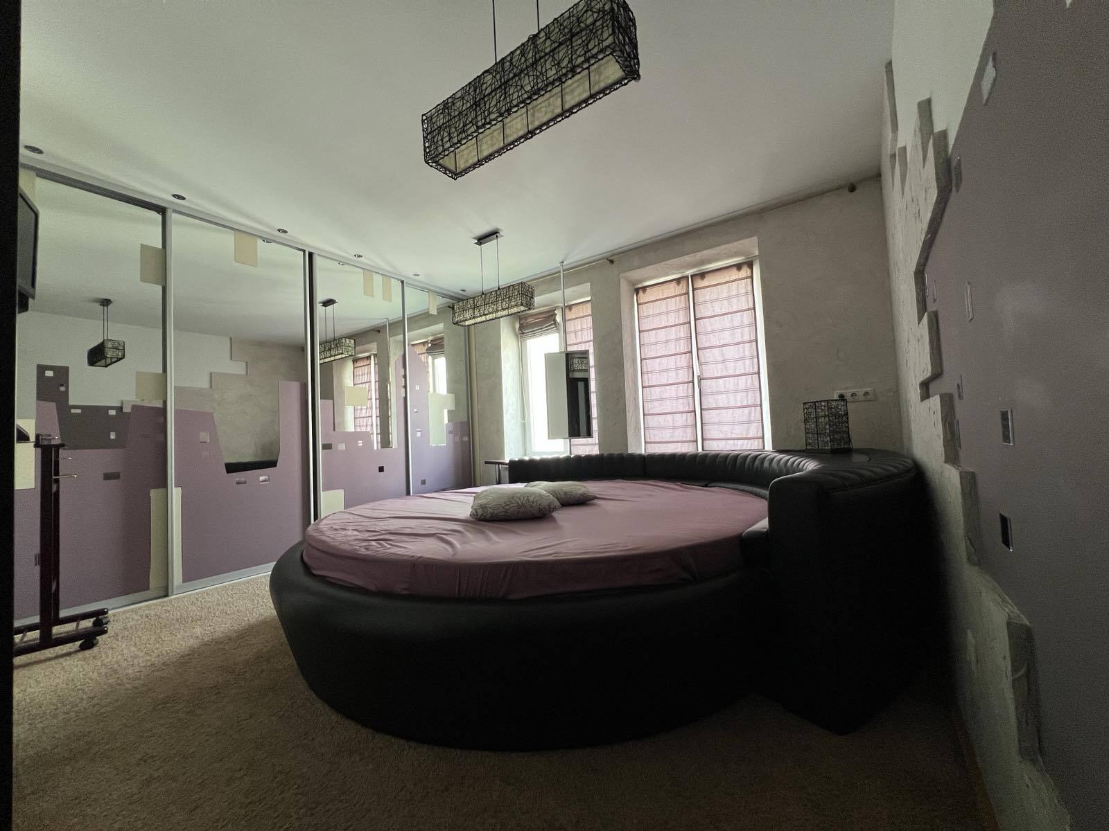 Продажа 3-комнатной квартиры 118 м², Ломоносова ул., 60А