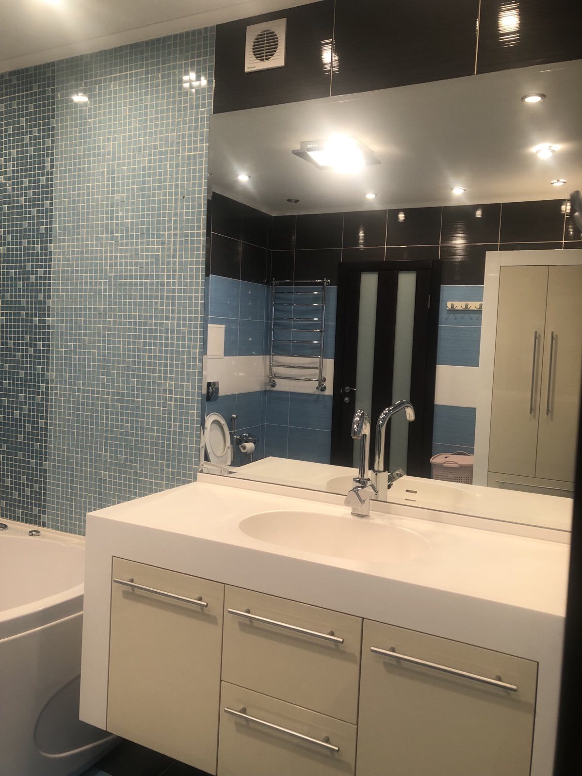 Продажа 3-комнатной квартиры 118 м², Ломоносова ул., 60А