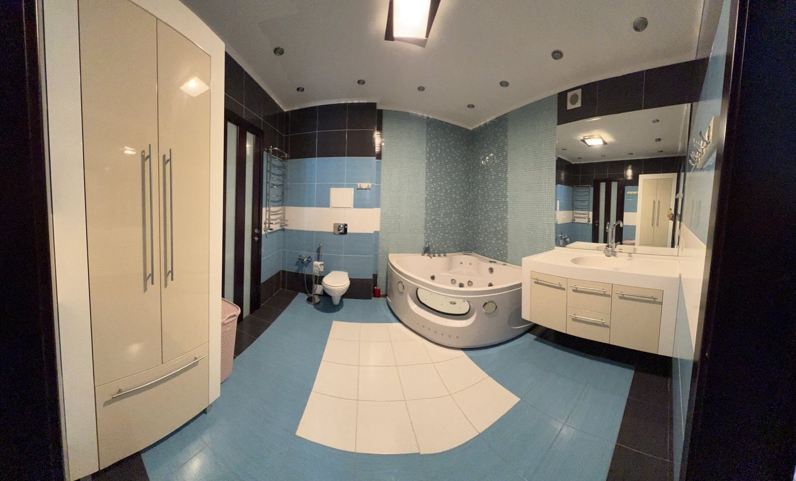 Продажа 3-комнатной квартиры 118 м², Ломоносова ул., 60А