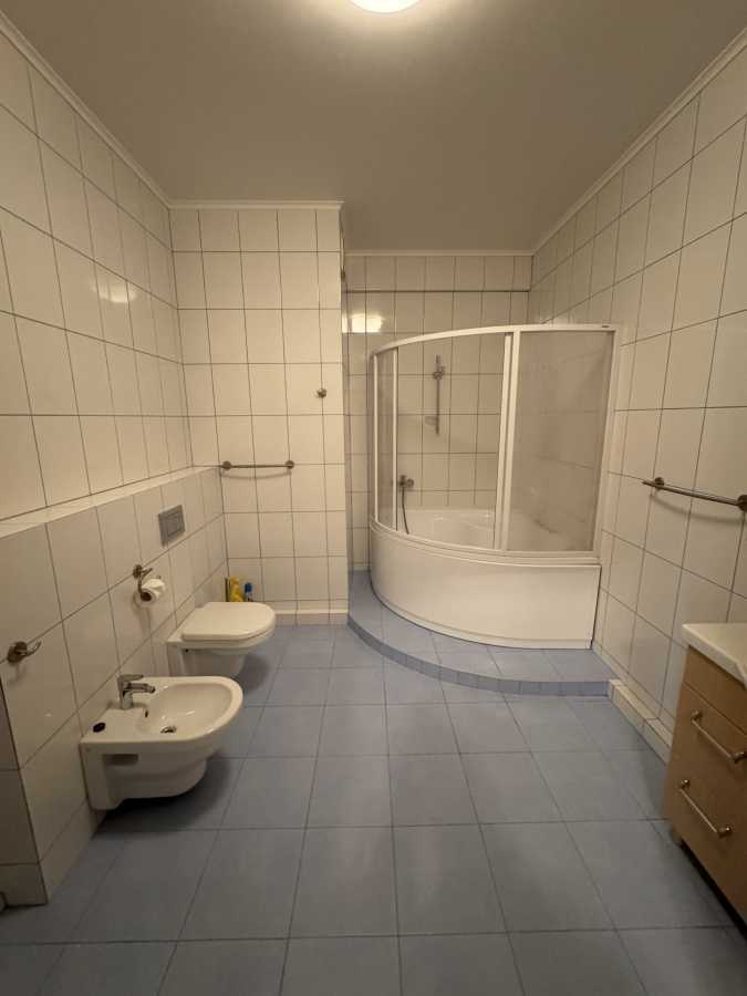 Оренда 4-кімнатної квартири 288 м², Звіринецька вул., 59