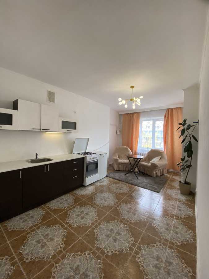 Продаж 1-кімнатної квартири 52.7 м², Головатого вул., 77А