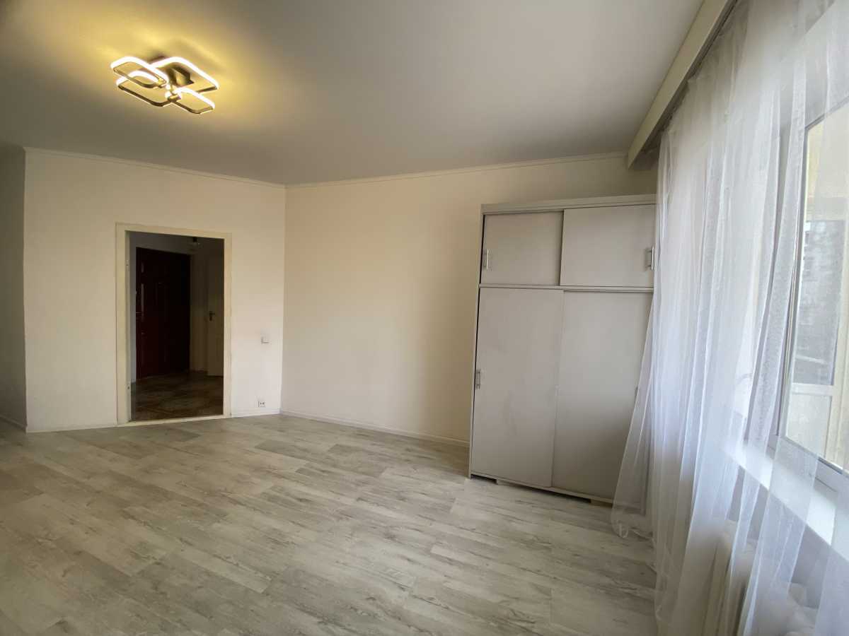 Продаж 1-кімнатної квартири 52.7 м², Головатого вул., 77А