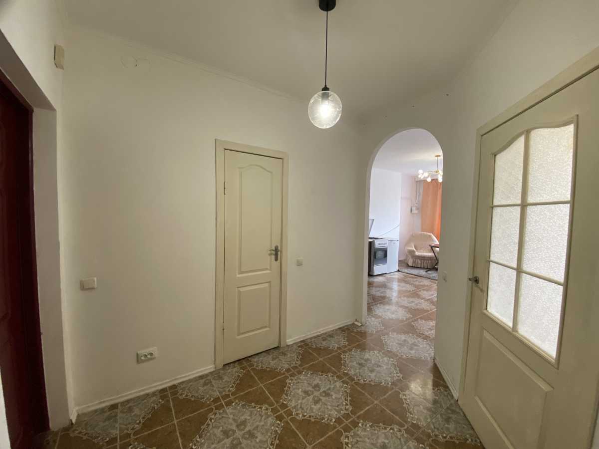 Продаж 1-кімнатної квартири 52.7 м², Головатого вул., 77А