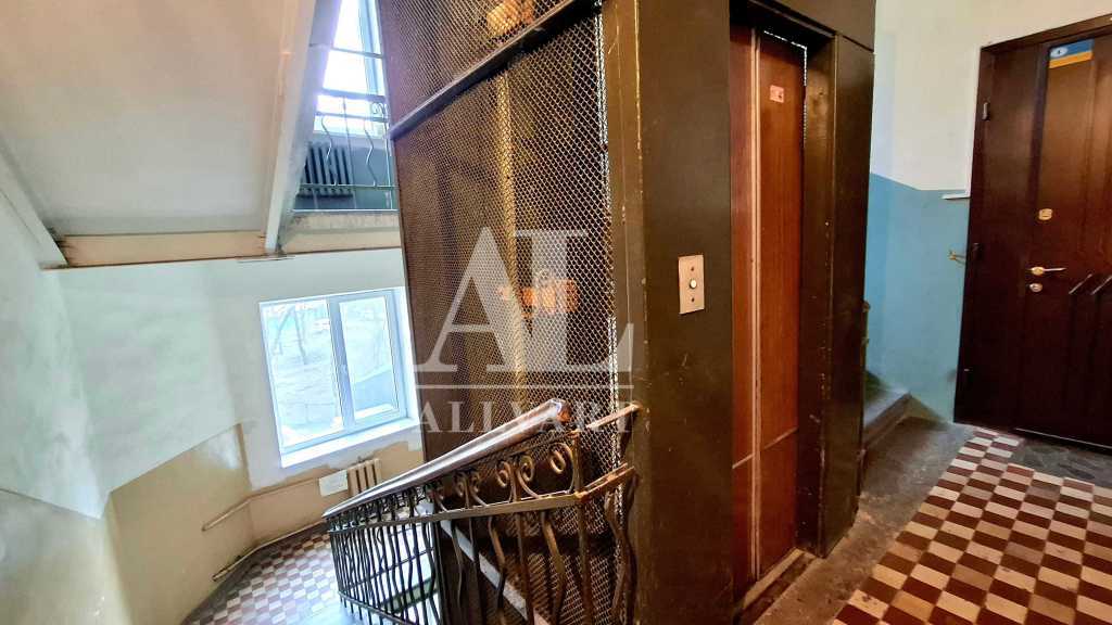 Продаж 3-кімнатної квартири 147.7 м², Велика Васильківська вул., 67/7