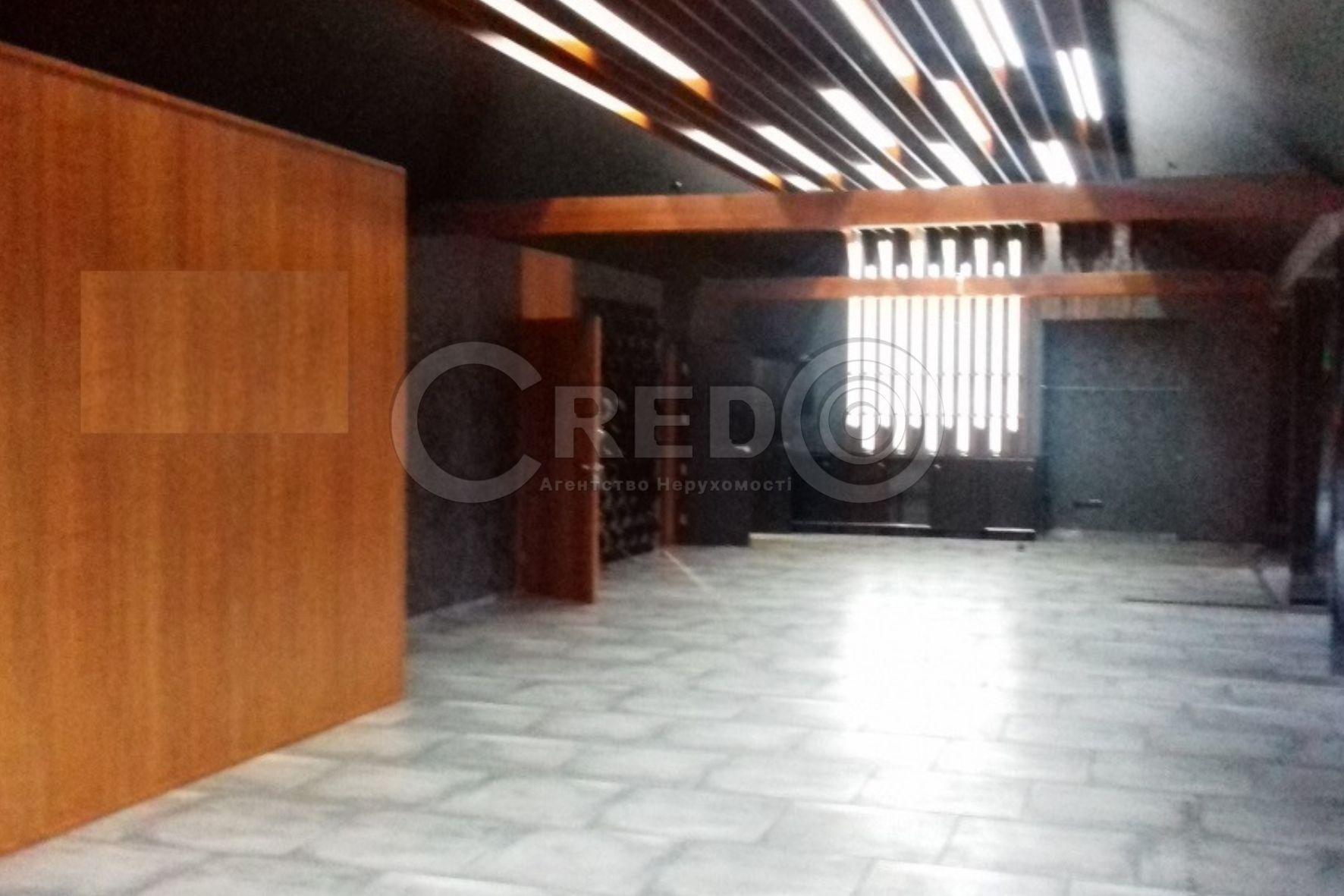 Аренда торгового помещения 250 м², Мыстецька ул.