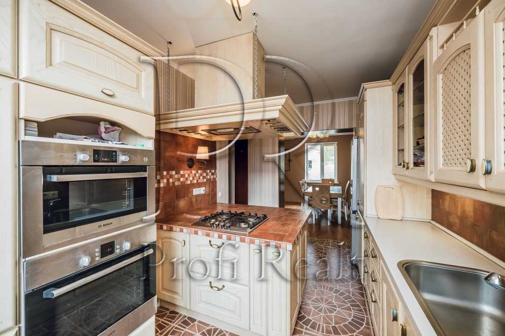 Продажа дома 249 м², Васильківська вулиця