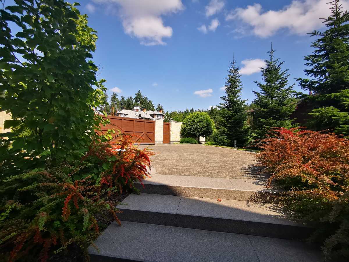 Продажа дома 450 м², Сосновая