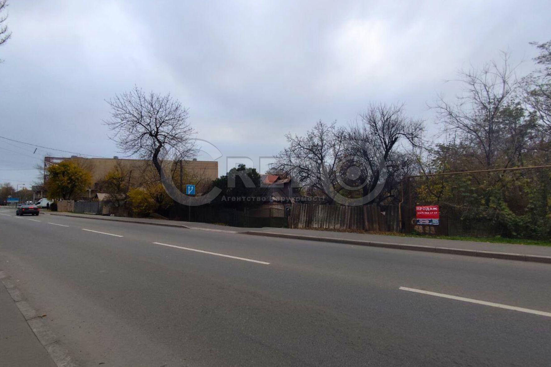 Продажа участка под индивидуальное жилое строительство 5.5 соток, Кобылянского ул.