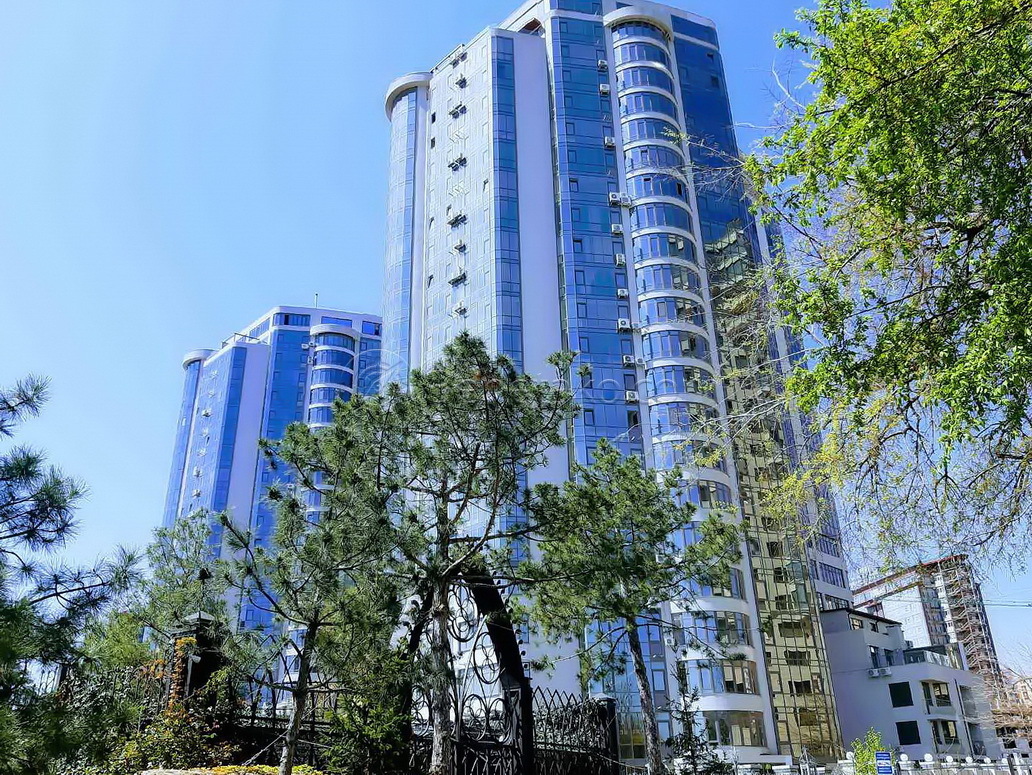 Аренда 4-комнатной квартиры 150 м², Аркадийское плато, 5/2