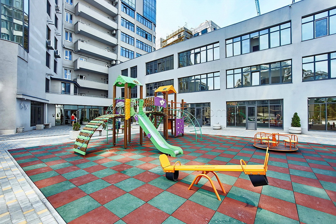 Аренда 4-комнатной квартиры 150 м², Аркадийское плато, 5/2