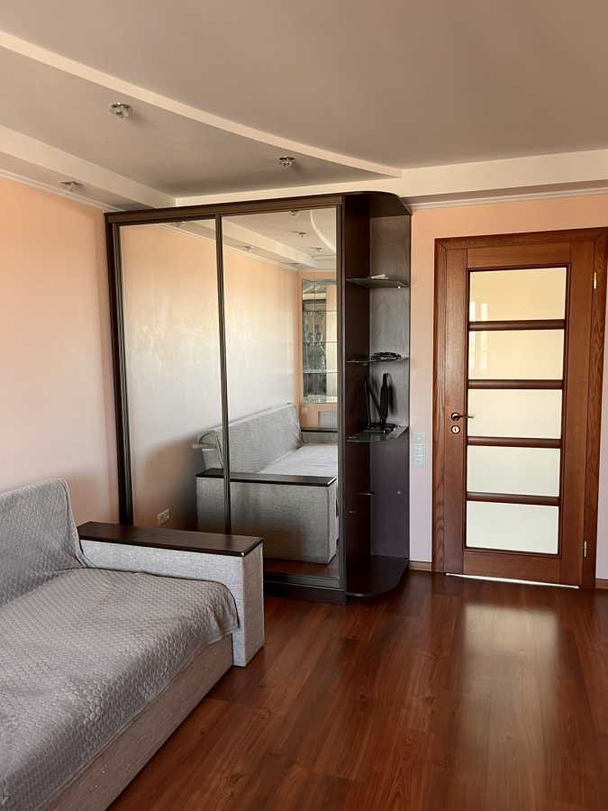 Продаж 2-кімнатної квартири 50 м², Челябінська, 9