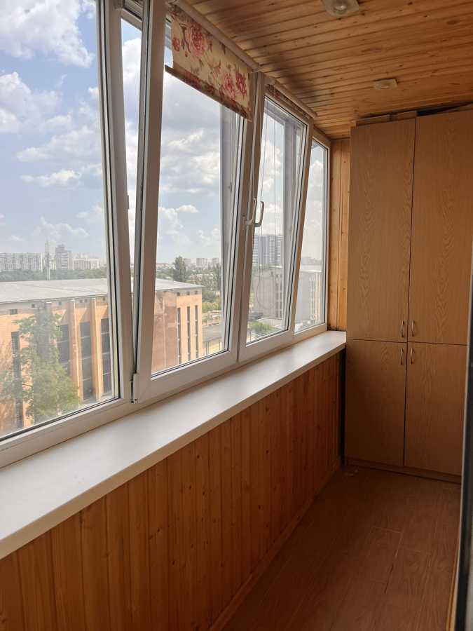 Продаж 2-кімнатної квартири 50 м², Челябінська, 9