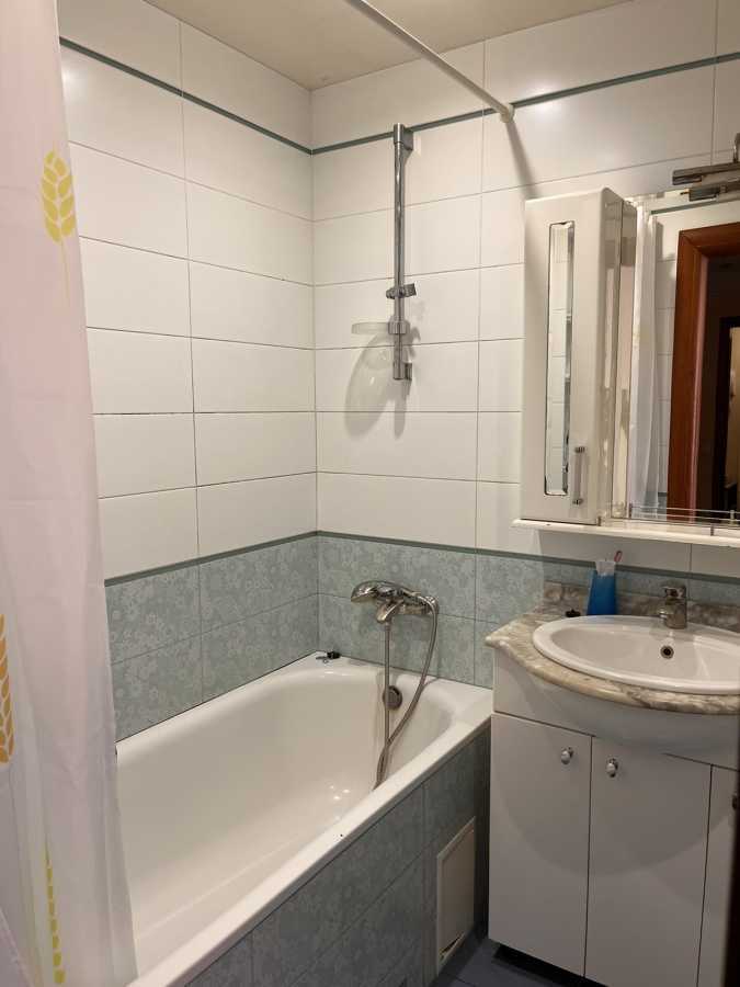 Продаж 2-кімнатної квартири 50 м², Челябінська, 9