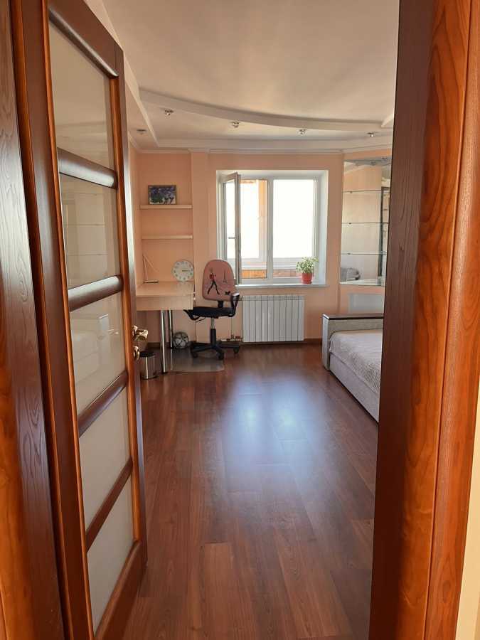 Продаж 2-кімнатної квартири 50 м², Челябінська, 9