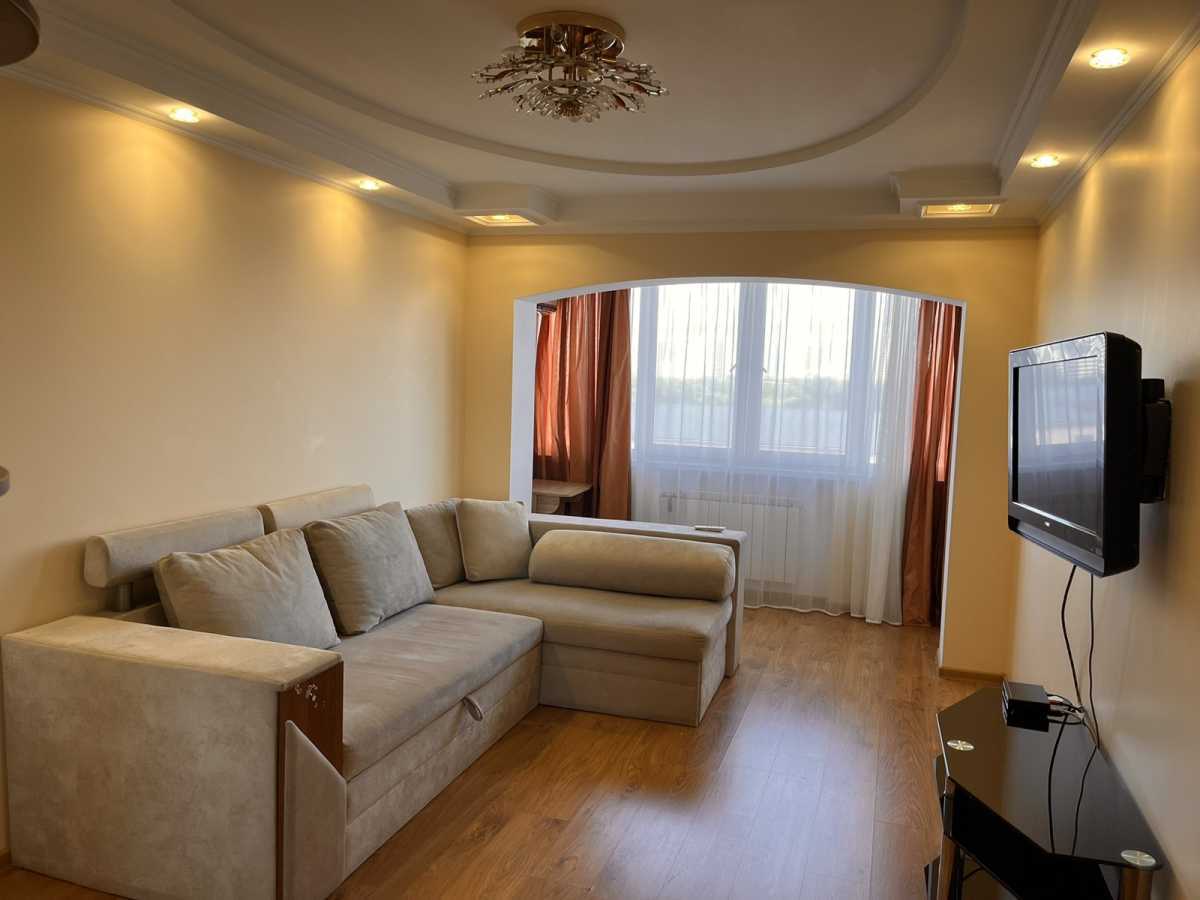 Продаж 2-кімнатної квартири 50 м², Челябінська, 9